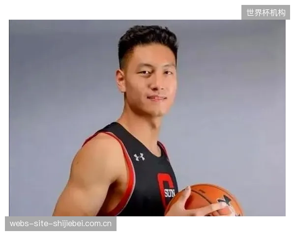 前CBA状元区俊炫在结束日本联赛征程后，透露可能重返CBA加盟广东球队。